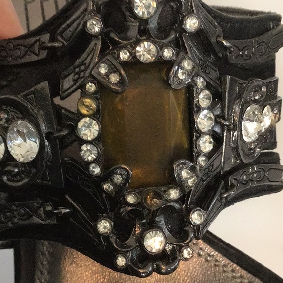 Pelle Moda Sandals - Picture 3 of 6